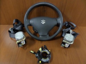 Suzuki liana 01 airbag