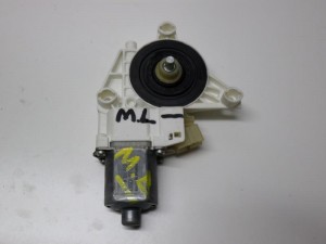 Mercedes ML (W164) 2005-2011 ηλεκτρικό μοτέρ ηλεκτρικού παραθύρου - πόρτας εμπρός δεξιάς  