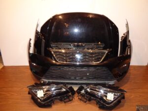 Seat Ateca 2016-2021 μούρη κομπλέ (καπώ-2 φτερά-2 φανάρια XENON-προφυλακτήρας κομπλέ με μάσκα και προβολείς-μετώπη κομπλέ με τραβέρσα και ψυγεία κομπλέ) 1.4L ΒΕΝΖΙΝΑ μαύρη